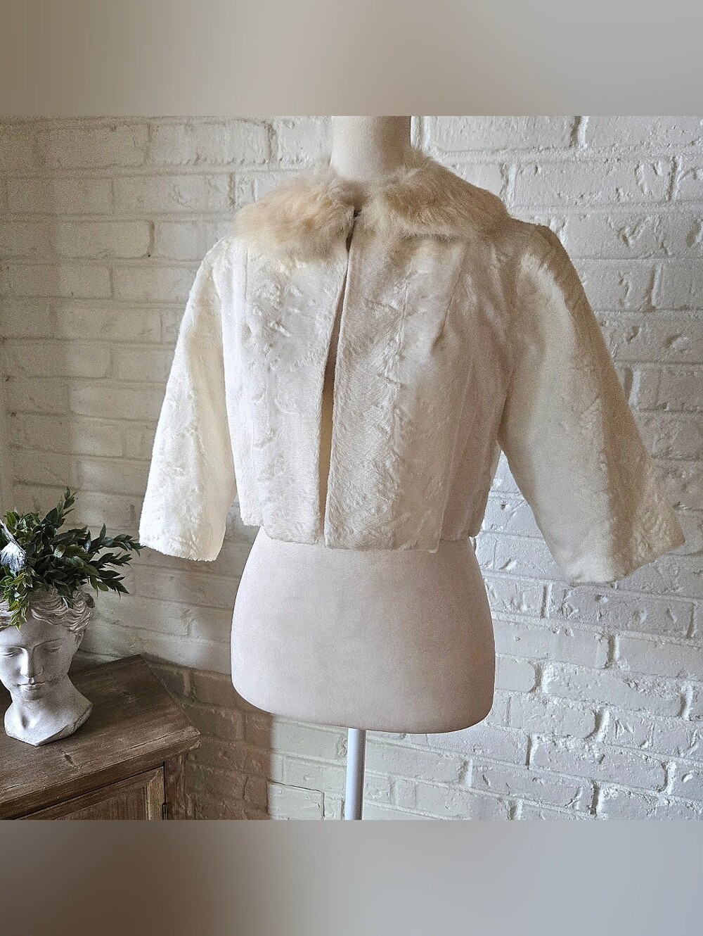 Vtg 70s Does 50s Ivory/Cream Fur Jacket, S, Party, Formal, Wedding